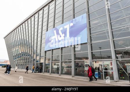 Foto Matteo SECCI/LaPresse 15 febbraio 2024 Turin, Italia - Cronaca - Fiera dell'automazione A&T Automatisierung und Testen. Nell'immagine: gli spazi della fiera presso Oval Lingotto Fiere. februar 2024 Turin, Italien - Automatisierungsmesse A&T Automation and Testing. Im Bild: Die Messeräume im Oval Lingotto Fiere. Stockfoto