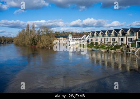 Taplow Riverside, Luxusimmobilien, Themse, Buckinghamshire, England, GROSSBRITANNIEN, GB. Stockfoto