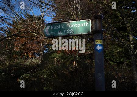 Öffentlicher Fußweg zur B1122 Thorpeness Suffolk Stockfoto