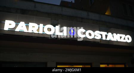 Rom, Italien. Februar 2024. Rom, das Parioli Theater ist nach Maurizio Costanzo benannt und wird zum Parioli Costanzo Theater Credit: Independent Photo Agency/Alamy Live News Stockfoto