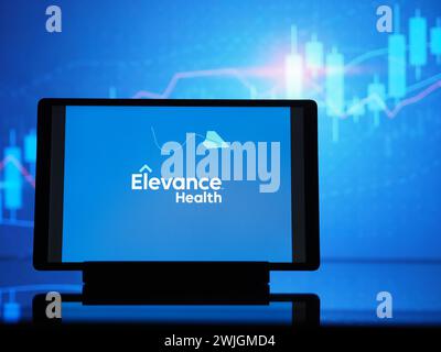 In dieser Abbildung ist das Logo von Elevance Health, Inc. Auf einem Tablet zu sehen Stockfoto