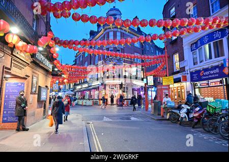 Chinatown London bei Sonnenuntergang: Ein Kaleidoskop an Farben, Kulturen und Küchen. Stockfoto