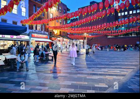 Chinatown London bei Sonnenuntergang: Ein Kaleidoskop an Farben, Kulturen und Küchen. Stockfoto