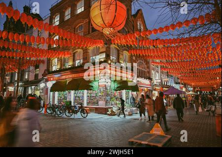 Chinatown London bei Sonnenuntergang: Ein Kaleidoskop an Farben, Kulturen und Küchen. Stockfoto