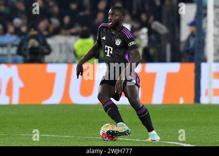 Rom, Latium. Februar 2024. Dayot Upamecano im Achtelfinale der Champions League zwischen Lazio und Bayern München im Olympiastadion, Italien, 14. Februar 2024. AllShotLive Credit: SIPA USA/Alamy Live News Stockfoto