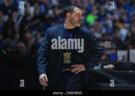 Torino, Italien. Februar 2024. Germani Brescia Alessandro Magro im Viertelfinale des Frecciarossa Final Acht Basket zwischen Germani Brescia und Generazione Vincente Napoli Basket in Turin Norditalien - Donnerstag, 15. FEBRUAR 2024. Sport - Basket (Foto: Marco Alpozzi/Lapresse) - Generazione Vincente Napoli Basket Credit: LaPresse/Alamy Live News Stockfoto