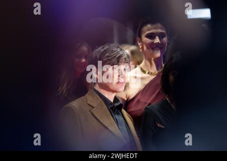 Berlin, Deutschland. Februar 2024. Cillian Murphy, Schauspielerin, läuft am Eröffnungsabend der Berlinale auf dem roten Teppich. Der Film „kleine Dinge wie diese“ wird gezeigt. Die 74. Internationalen Filmfestspiele Berlin finden vom 15. Bis 25. Februar 2024 statt. Quelle: Hannes P. Albert/dpa/Alamy Live News Stockfoto