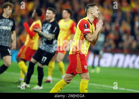 Frankreich. Februar 2024. © PHOTOPQR/VOIX DU NORD/MATTHIEU BOTTE; 15/02/2024; 15/02/2024. Linse. Fußball. Lens Fribourg Europa League Konferenz. Frankowski. FOTO MATTHIEU BOTTE LA VOIX DU NORD *** lokaler Bildtitel *** Credit: MAXPPP/Alamy Live News Stockfoto