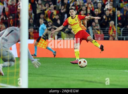 Frankreich. Februar 2024. © PHOTOPQR/VOIX DU NORD/MATTHIEU BOTTE; 15/02/2024; 15/02/2024. Linse. Fußball. Lens Fribourg Europa League Konferenz. Florian sotoca. FOTO MATTHIEU BOTTE LA VOIX DU NORD *** lokaler Bildtitel *** Credit: MAXPPP/Alamy Live News Stockfoto