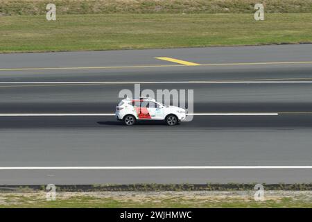 ISTANBUL, TURKIYE - 01. OKTOBER 2022: Airside Safety and Compliance Vehicle auf dem Flughafen Istanbul Stockfoto