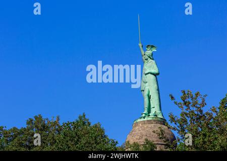 Ein Denkmal für den Cherusker Stammeshäuptling Arminius, der in der Schlacht am Teutoburger Wald 9 n. Chr. in Detmold drei römische Legionen zerstörte Stockfoto