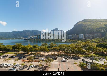 rodrigo de freitas Lagune in Rio de Janeiro, Brasilien - 24. Mai 2023: Blick auf die rodrigo de freitas Lagune in Rio de Janeiro. Stockfoto