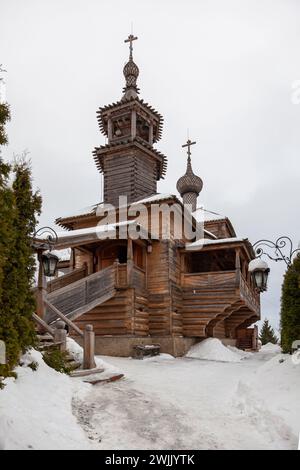 Rahmen der Fürsprache der Heiligen Jungfrau Maria in Borowsk, Russland. Stockfoto