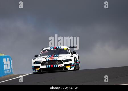 Bathurst, Australien, 16. Februar 2024. Car 91 Wheels FX Racing MARC II V8 K.Kassulke/H.Morrall/C.McLeod INV während des Freitagstrainings auf dem Repco Bathurst 12 Hour auf dem Mount Panorama Circuit am 16. Februar 2024 in Bathurst, Australien. Quelle: Ivica Glavas/Speed Media/Alamy Live News Stockfoto