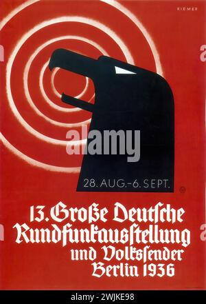 "13. Große Deutsche Rundfunkausstellung und Volksempfänger Berlin 1936' ['13. Große Deutsche Rundfunkausstellung und Volksempfänger Berlin 1936'] deutsche Vintage-Werbung mit einer markanten schwarzen Silhouette eines Adlers vor einem kräftigen rot-weißen Zielhintergrund, die auf den starken grafischen Designstil der 1930er Jahre hinweist Stockfoto