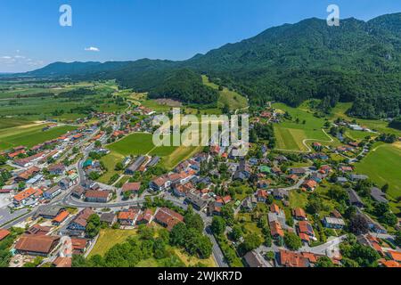 Die Gemeinde Kochel am See in Oberbayern im Luftbild Ausblick auf Kochel am See in der Region Tölzer Land am bayeris Kochel am See Bayern Deutschland Stockfoto