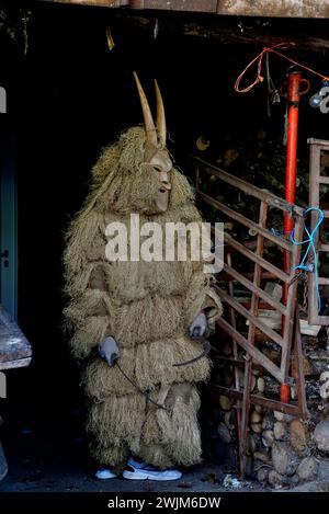 Caretos of Lazarim (Lamego) in Vibo Maske von Vilariño de Conso, Ourense, Spanien Stockfoto