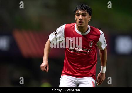 Vitor Carvalho vom SC Braga sieht beim Spiel der UEFA Europa League zwischen SC Braga und Qarabag FK am 15. Februar 2024 im Estadio Municipal de Braga in Braga, Portugal, an. Stockfoto