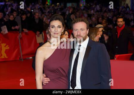 Berlin, Deutschland. Februar 2024. Roter Teppich vor der Eröffnungsgala in Berlinale. (Foto von Beata Siewicz/Pacific Press) Credit: Pacific Press Media Production Corp./Alamy Live News Stockfoto