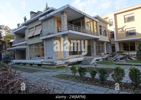 Das ehemalige Haus des albanischen Diktators Enver Hoxha im Zentrum von Tirana Stockfoto