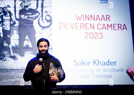 HILVERSUM – der Fotograf Sakir Khader wurde zum Gewinner der Silbernen Kamera im Theater Gooiland erklärt. Der Preis ist für das beste journalistische Foto des vergangenen Jahres. ANP ROBIN UTRECHT niederlande raus - belgien raus Stockfoto