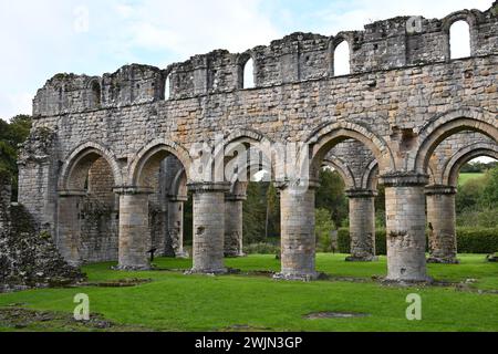Ruinen des Zisterzienserklosters Buildwas Abbey, Shropshire Großbritannien September Stockfoto