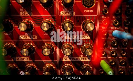 Synthesizer für Rackmontage von Behringer Stockfoto