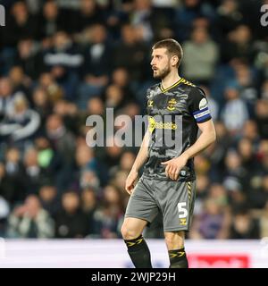 West Bromwich, Großbritannien. Februar 2024. Jack Stephens aus Southampton während des EFL Sky Bet Championship-Spiels zwischen West Bromwich Albion und Southampton bei den Hawthorns in West Bromwich, England am 16. Februar 2024. Foto von Stuart Leggett. Nur redaktionelle Verwendung, Lizenz für kommerzielle Nutzung erforderlich. Keine Verwendung bei Wetten, Spielen oder Publikationen eines einzelnen Clubs/einer Liga/eines Spielers. Quelle: UK Sports Pics Ltd/Alamy Live News Stockfoto