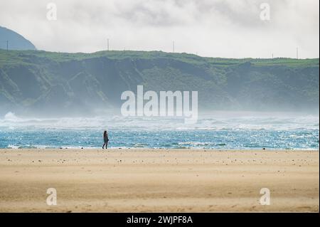 Five Finger Strand, einer der berühmtesten Strände in Inishowen, bekannt für seinen unberührten Sand und die umliegende felsige Küste mit einigen der höchsten s Stockfoto