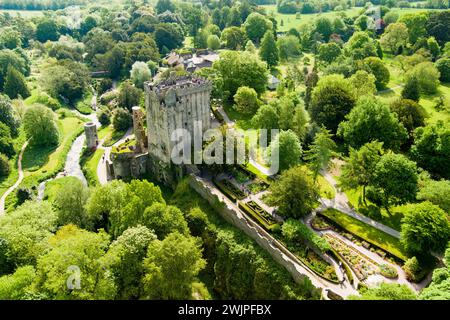 Blarney Castle, mittelalterliche Festung in Blarney, in der Nähe von Cork, bekannt für seinen legendären weltberühmten magischen Blarney Stone alias Stone of Eloquence, und reno Stockfoto