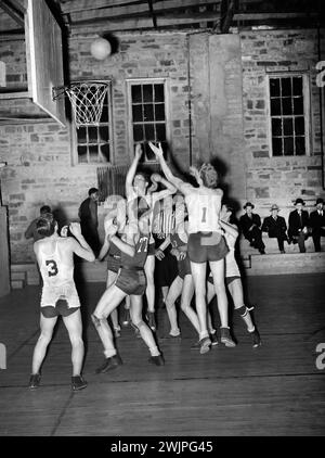 High School Basketballspiel, Eufaula, Oklahoma, USA, Russell Lee, U.S. Farm Security Administration, Februar 1940 Stockfoto
