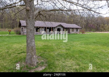 Carl Fritz Henning Shelter wurde von der CCC während der Großen Depression im Ledges State Park in der Nähe von Boone, Iowa, USA gebaut Stockfoto