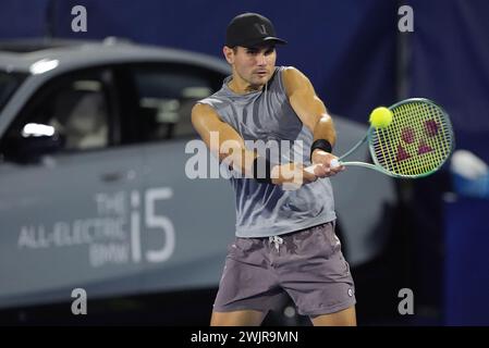 Delray Beach, Florida, USA. Februar 2024. 16. Februar: Marcos Giron (USA) besiegt Patrick Kypson (USA) in der ersten Runde der Delray Beach Open 2024 im Delray Beach Tennis Center. (Kreditbild: © Andrew Patron/ZUMA Press Wire) NUR REDAKTIONELLE VERWENDUNG! Nicht für kommerzielle ZWECKE! Stockfoto