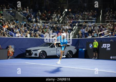 DELRAY BEACH, FL - 16. FEBRUAR: Eisenhut Hijikata von aus in Aktion während des 8. Tages der Delray Beach Open im Delray Beach Tennis Center am 16. Februar 2024. (Foto: Mauricio Paiz) Stockfoto