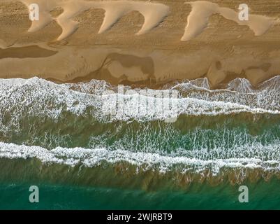 Blick von oben auf die Dünen des Strandes La Marquesa im Ebro-Delta (Tarragona, Katalonien, Spanien) ESP: Vista aérea de las dunas al Delta del Ebro Stockfoto