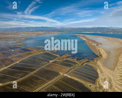 Aus der Vogelperspektive auf Punta del Fangar Point und Fangar Bay im nördlichen Teil des Ebro Delta (Tarragona, Katalonien, Spanien) Stockfoto