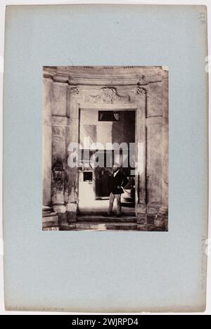 Emonts or Emonds, Pierre (Nr. 1831-03-29-D.1912), Hotel de Beauvais, 68 rue Francois Miron, 4. Arrondissement, Paris (Dummy title), 1862, Albumin-Papier. Carnavalet Museum, Geschichte von Paris. Stockfoto