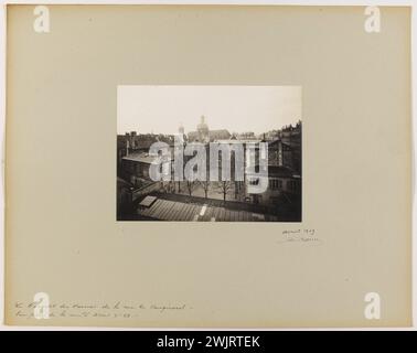 Fassade der Kirche des Carmes-Klosters, Rue de Vaugirard, Blick auf die Rue d'Assas Nr. 28. Paris (6. Arr.). Foto von Jean Barry (18.-19.). April 1909. Paris, Carnavalet Museum. Paris, Carnavalet Museum. 123616-24 Stockfoto