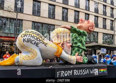 Rosenmontagszug Karnevalsumzug in Düsseldorf, Nordrhein-Westfalen, Deutschland, Europa | Rosenmontagszug in Düsseldorf, Deutschland, Europa Stockfoto