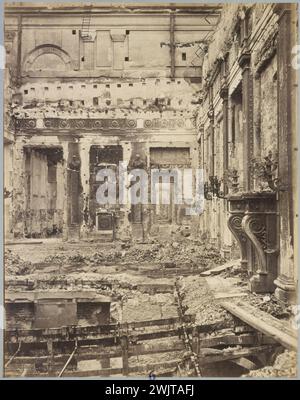 Kriegskatastrophen: Palais des Tuileries, Galerie de la Paix. Fotografie von J. Andrieu. Paris, Carnavalet Museum. 36639-20 Bezirk I 1. 1, Gemeinde Paris, Friedensgalerie, Paläste, Ruinen, tuilerien, Zerstörung Stockfoto