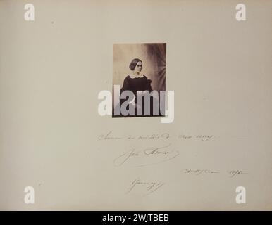 Album Allix, 1855-1860, Julie Foucher (Schwester von Mrs. Hugo) mit Widmung' Souvenir des Fridays von Miss Allix. Julie Foucher, 26. September 1856 Guernsey '. 1853-1855. Anonyme Fotografie. Paris, Maison de Victor Hugo. 52170-7 Allix Album, Widmung, französische Schriftstellerin, Frau, Frauenporträt, Schwester, 19. 19. 19. 19. 19. 19. 19. 19. 19. 19. 19 19. Jahrhundert Stockfoto