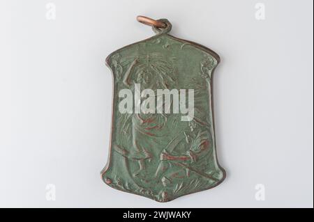 Museum Carnavalet, Medaillensammlung rechts ein Gleaper mit einem Weizenkranz auf dem Kopf, stehend mit Blick auf einen Sensenmann auf der linken Seite, der seine Falschheit schärft; umgekehrte Schilde mit den Wappen von Lüttich, gefolgt von einem Blumenstrauß, der eine Inschrift auf neun Zeilen andockt; unten schreibt eine strahlende Sonne Labor hinter einem Pergament. Stockfoto