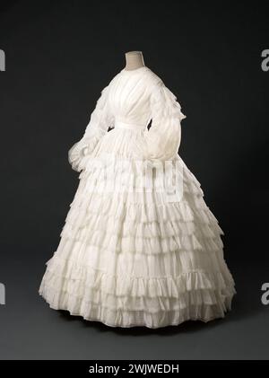 Hochzeitskleid (Übersicht). Ohne Klaue. Baumwolle. 1861. Galliera, Modemuseum der Stadt Paris. Baumwolle, feminin, Frau, verheiratet, Kleid Stockfoto