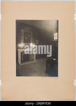 Aufzeichnungen über das Haus von Victor Hugo, 1900-1930: Der Raum Victor Hugo im zweiten Stock. Anonyme Fotografie. Zeichnen Sie mit Gelatine-Silber-Bromure. 1920-1940. Paris, Maison de Victor Hugo. 123628-15 Stockfoto