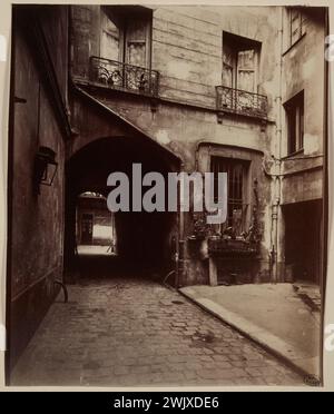 Atget, Eugène (Jean Eugène Auguste Atget, dit) (N.1857-02-12-D.1927-08-04), Rue Massillon 4, 4. Arrondissement, Paris (Dummy-Titel), 1885. zeichnen Sie auf Albuminpapier. Carnavalet Museum, Geschichte von Paris. Stockfoto
