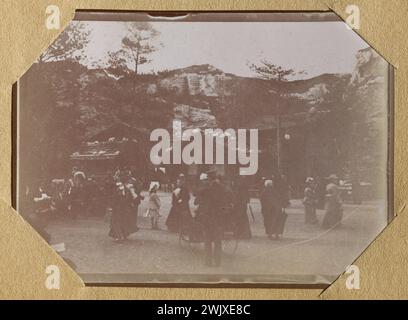 Anonym. Album der Weltausstellung 1900. Schweizer Dorf. 1900. Museum der Schönen Künste der Stadt Paris, Petit Palais. Jahr 1900, Belle Epoque, Universalausstellung 1900 Stockfoto