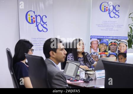 UIO POSTULANTES DEFENSOR DEL PUEBLO Quito, 17 de febrero. Candidatos a Defensor del Pueblo llegaron hasta las instalaciones del CPCCS con el fin de rendir el examen. Catedraticos y veedores acompanaron el proceso de casos que deberan resolver los postulantes. API / HAMILTON LOPEZ Quito Pichincha Ecuador POL-UIOPOSTULANTESDEFENSORDELPUEBLO-67911ac3a516a37ec2b020d99737bb91 *** UIO POSTULANTES DEFENSOR DEL PUEBLO Quito, Februar 17 Kandidaten für den Ombudsmann kamen bei den CPCCS-Einrichtungen an, um die Prüfung Catedacarcos de sorveo procas panores abzulegen Stockfoto