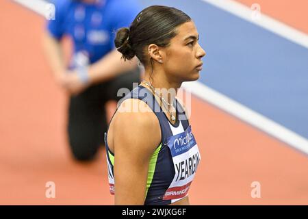 Birmingham, Großbritannien. Februar 2024. YEARGIN Nicole auf der Startlinie der 400-m-Läufe der Frauen während der Microplus UK Athletics Indoor Championships in der Utilita Arena in Birmingham, Großbritannien. Quelle: LFP/Alamy Live News Stockfoto