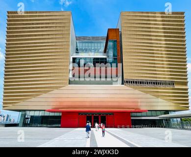 (240217) -- GUANGZHOU, 17. Februar 2024 (Xinhua) -- dieses Foto vom 29. Juni 2022 zeigt eine Außenansicht des Hong Kong Palace Museum in Hongkong, Südchina. Der Großraum Guangdong-Hongkong-Macao ist eine der offensten Gebiete Chinas mit wirtschaftlicher Vitalität. Die größere Bucht besteht aus neun Städten in der Provinz Guangdong, darunter Guangzhou, Shenzhen, Zhuhai, Foshan, Huizhou, Dongguan, Zhongshan, Jiangmen und Zhaoqing sowie zwei Sonderverwaltungsregionen Hongkong und Macau. (Foto: Chen Bingzhong/Xinhua) Stockfoto