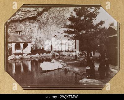 Anonym. Album der Weltausstellung 1900. Schweizer Dorf. 1900. Museum der Schönen Künste der Stadt Paris, Petit Palais. Jahr 1900, Belle Epoque, Universalausstellung 1900 Stockfoto